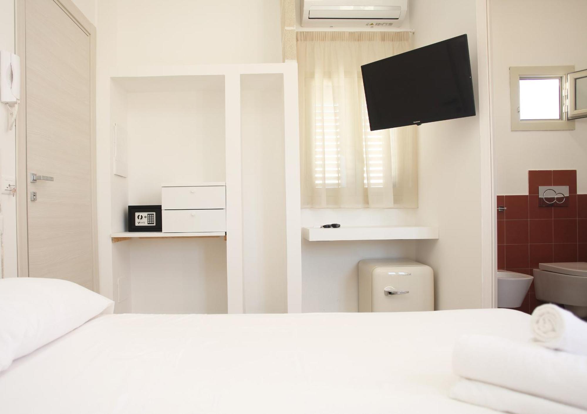 Casa Maja Rooms & Suites ฟาวีญานา ภายนอก รูปภาพ